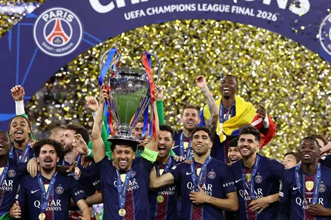 باريس يعادل برشلونة بعد 26 عامًا.. أكثر الأندية تسجيلًا للأهداف بموسم واحد بدوري الأبطال